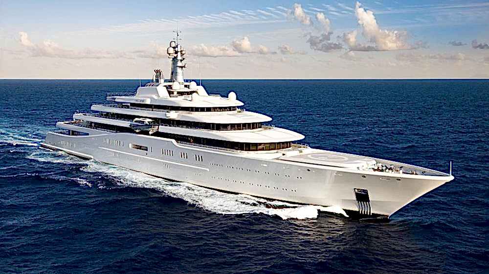 Dünyanın en büyük üçüncü süper yatı Eclipse