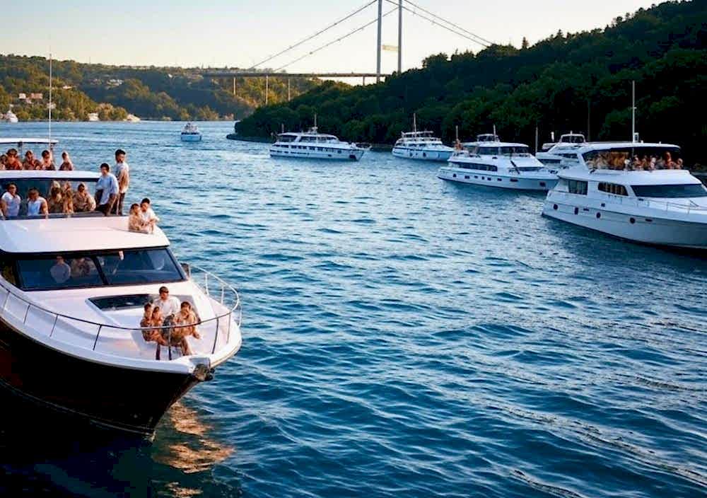 İstanbulda Saatlik Yat Kiralama: Merak Edilen Her Şeye Yanıt